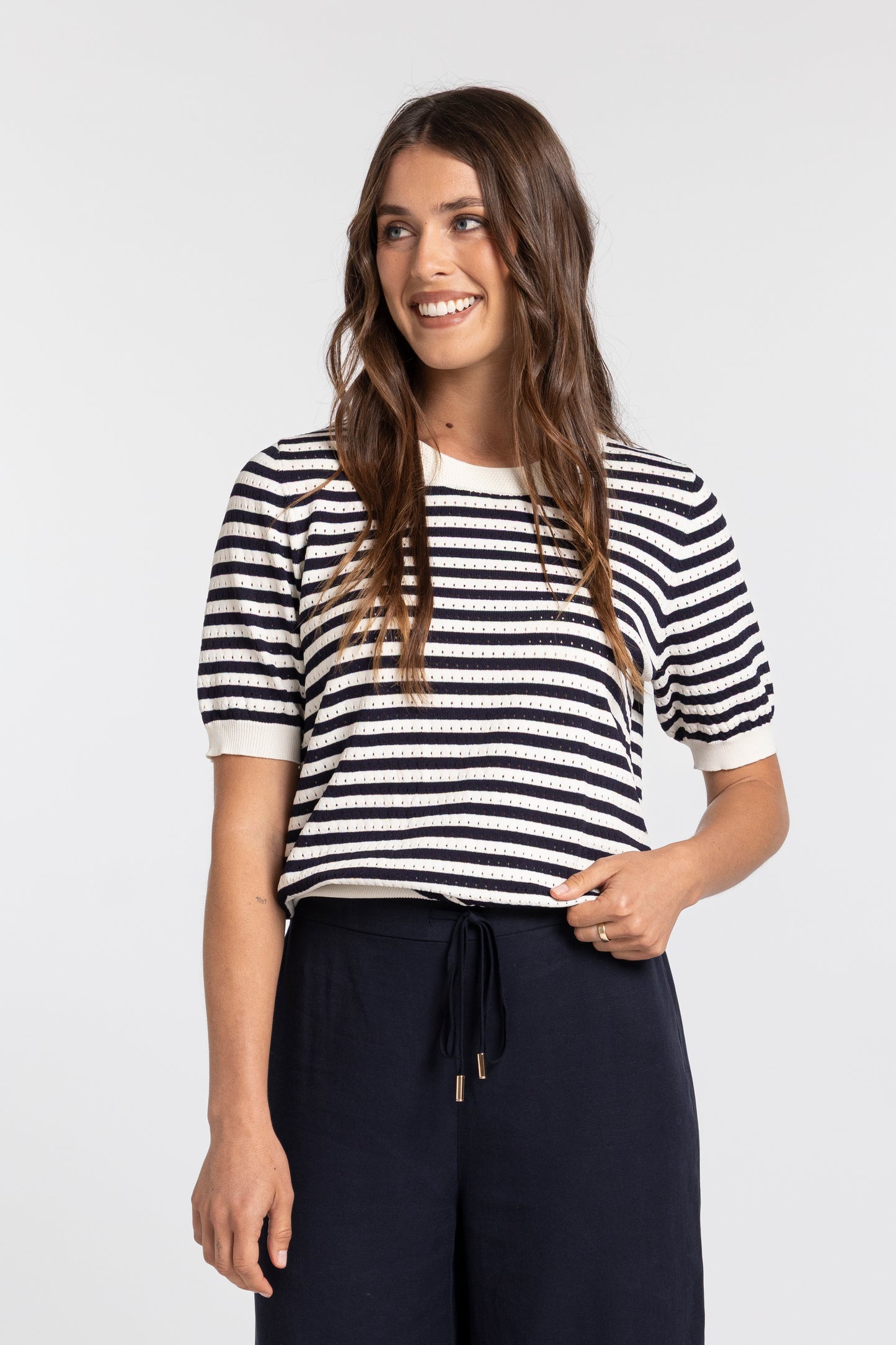 
                  
                    SAIN TOP-NAVY STRIPE
                  
                
