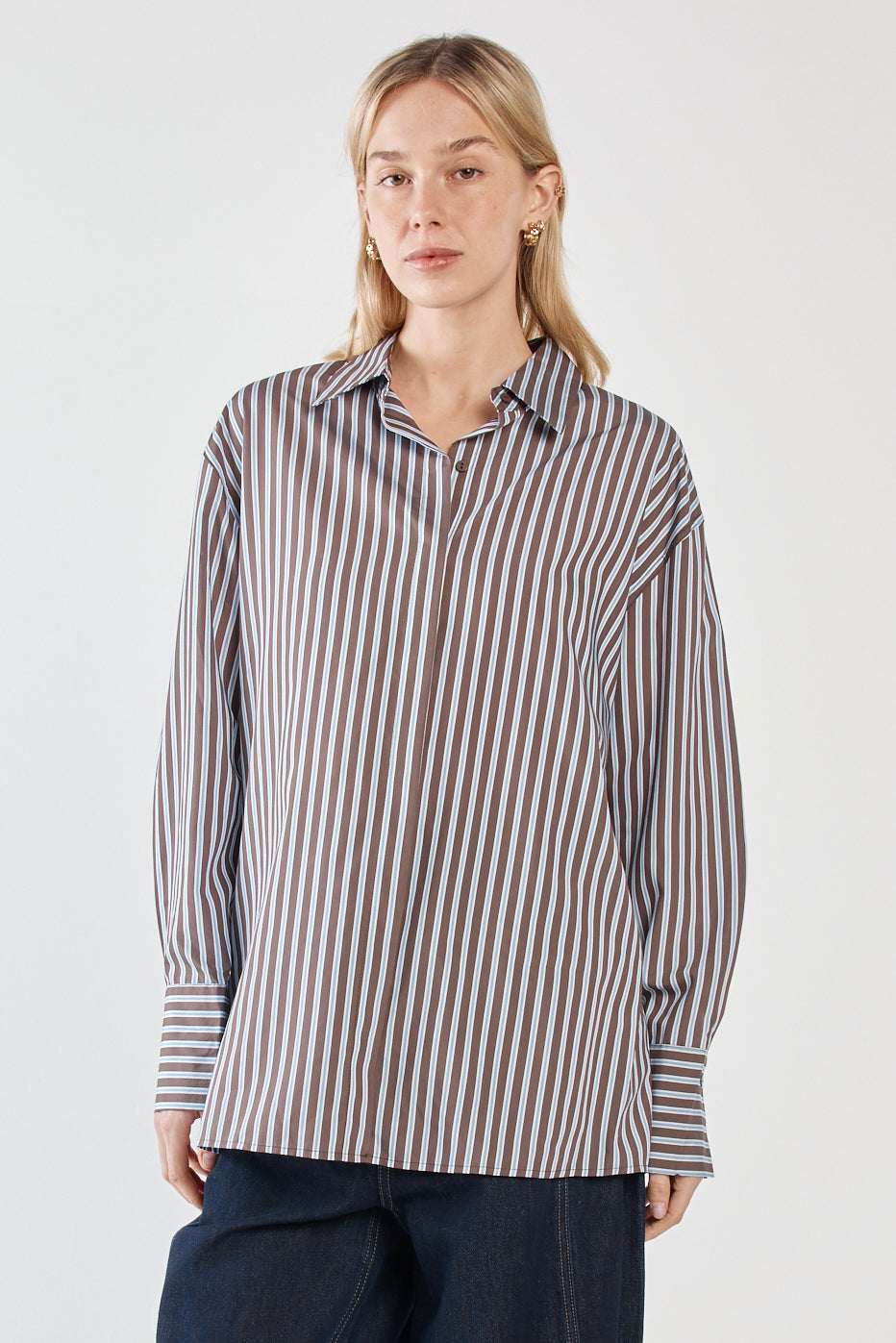 
                  
                    CLAUDIA STRIPE SHIRT-CHOCOLATE/BLUE
                  
                
