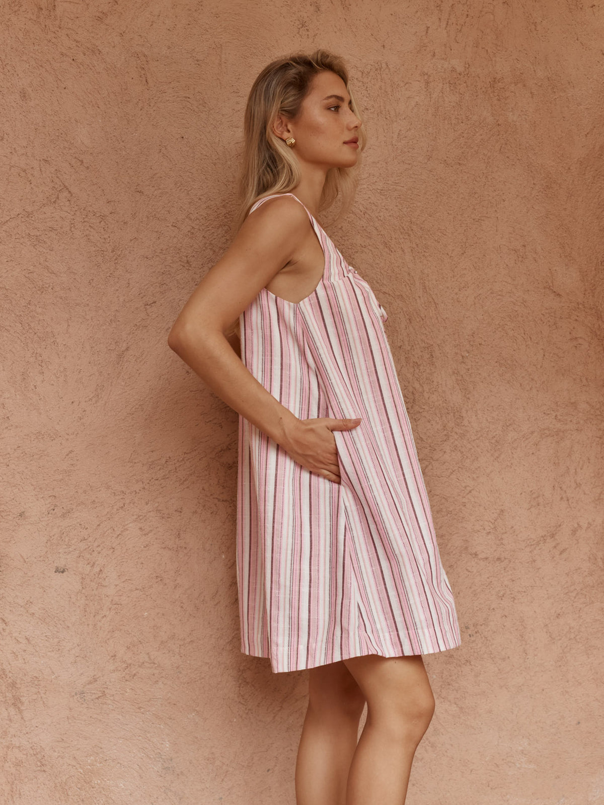 
                  
                    NIKOLAI MULTI STRIPE MINI DRESS-PINK
                  
                