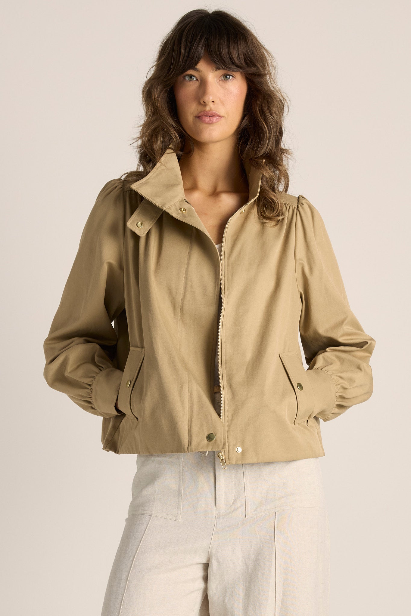 
                  
                    GIGI BUBBLE JACKET-TAN
                  
                
