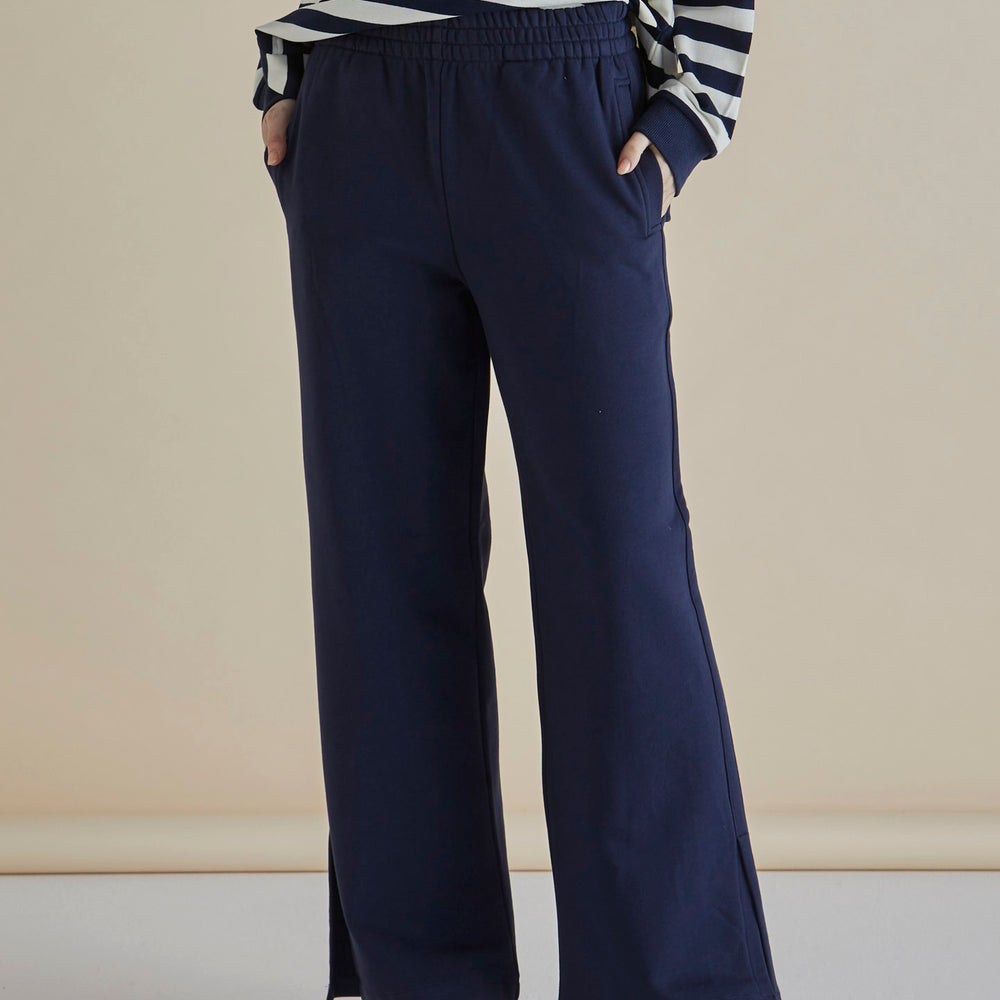 
                  
                    Pace Jogger - Navy
                  
                