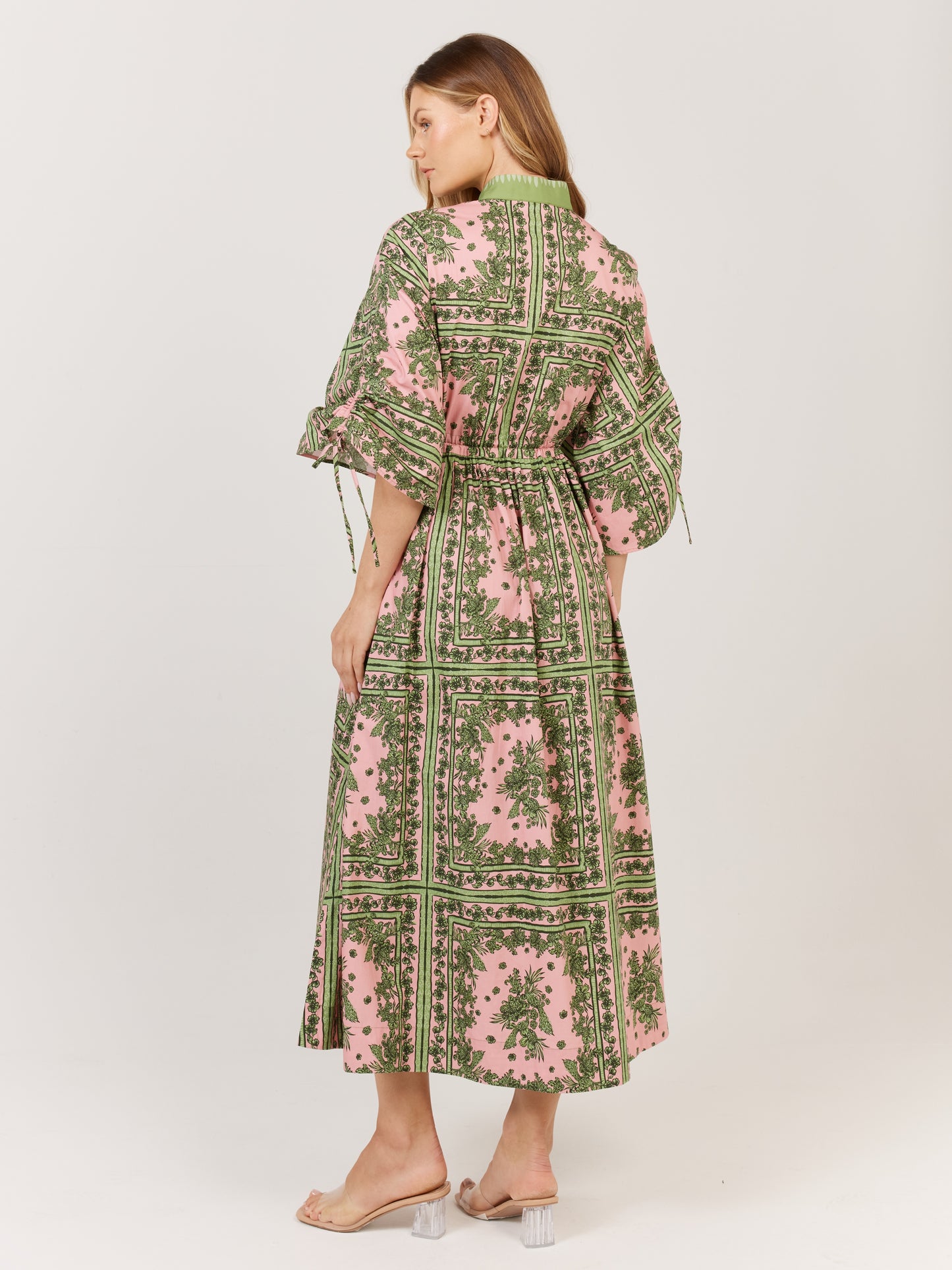 
                  
                    DOMINICA DRESS
                  
                