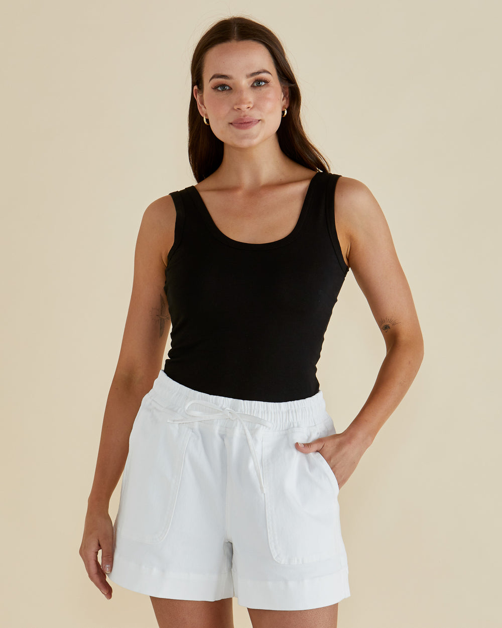 Emma Scoop Tank-Black