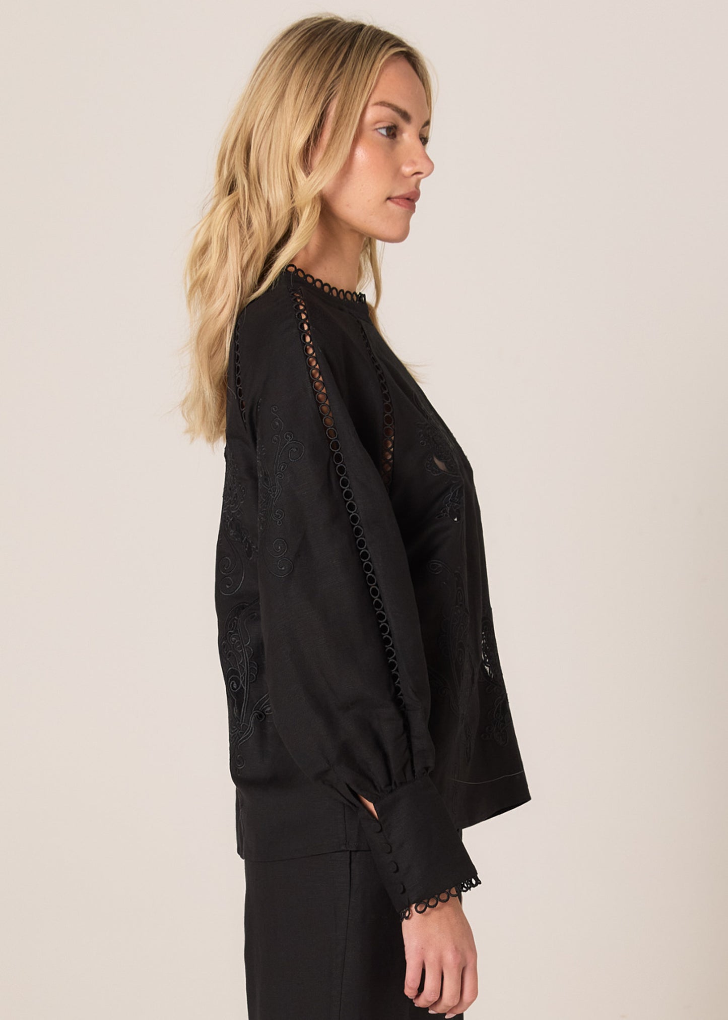 
                  
                    AVEN EMBROIDERED BLOUSE-Black
                  
                