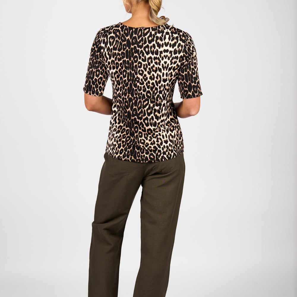 
                  
                    5016-Slim Leg Ankle Grazer Elastic Waist Linen Pant-Khaki
                  
                