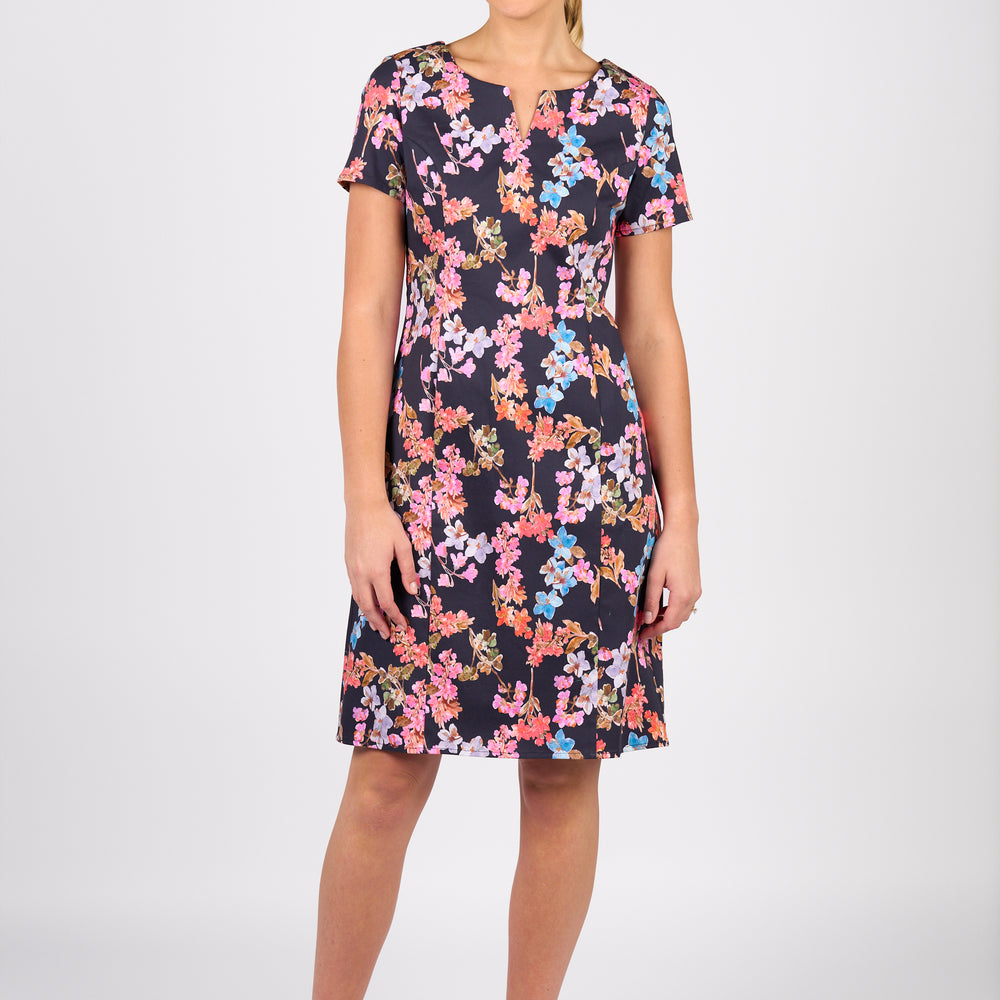 
                  
                    6092LW-Printed Lightweight Fitted Dress with Short Sleeve-Willa
                  
                