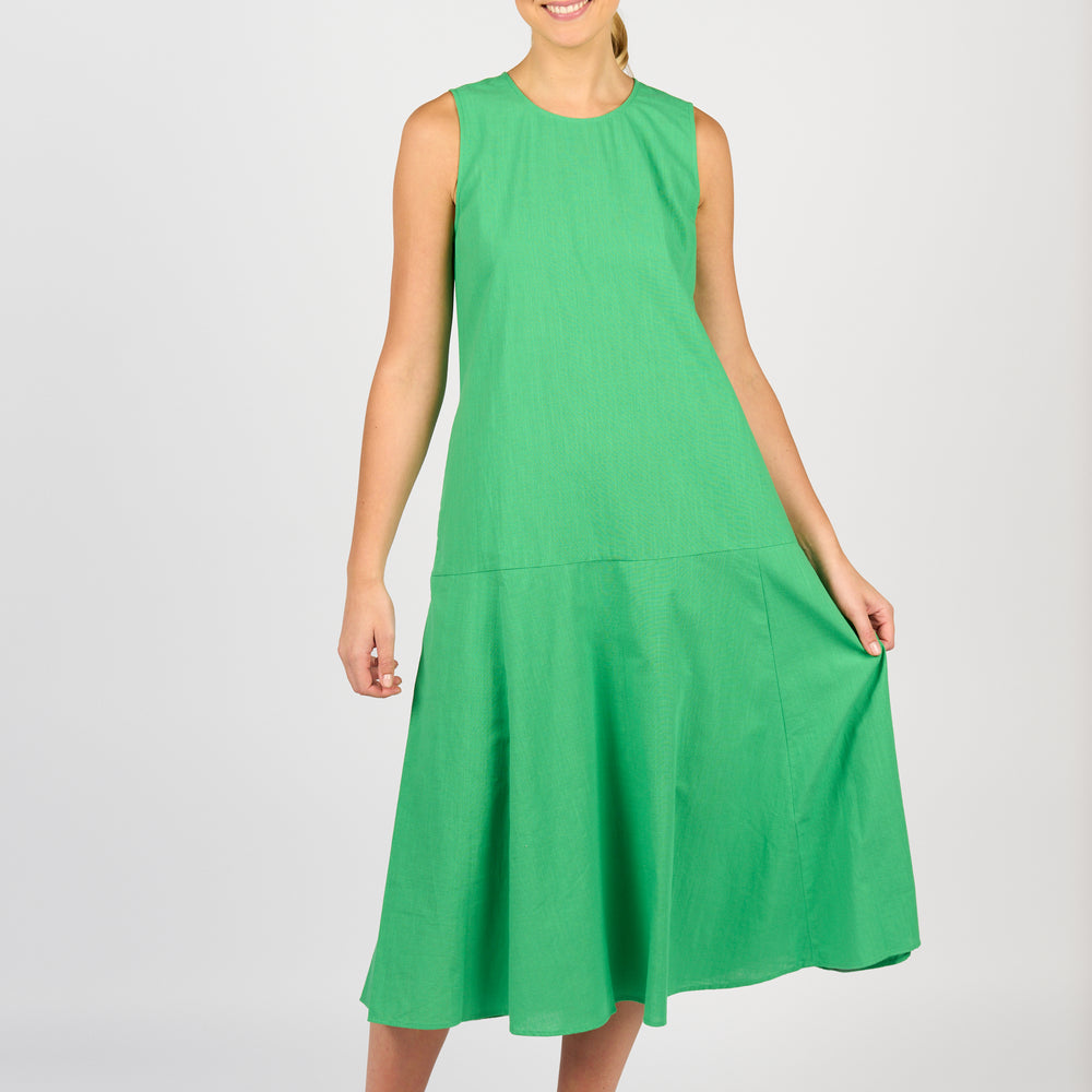 
                  
                    6102-Plain Long Sleeveless Dress with Round Neck and Pockets-Clover
                  
                